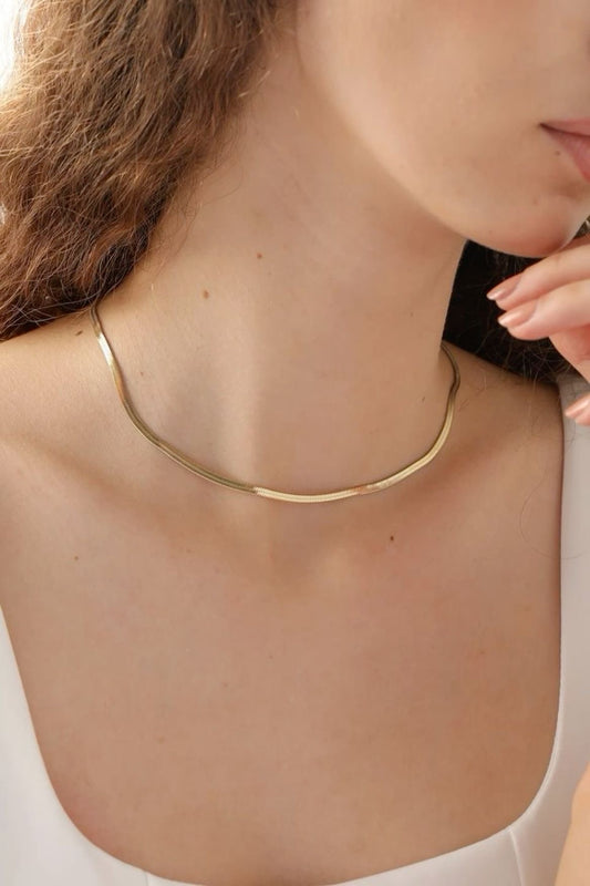 Gold snake necklace