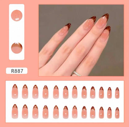 Leopard nails