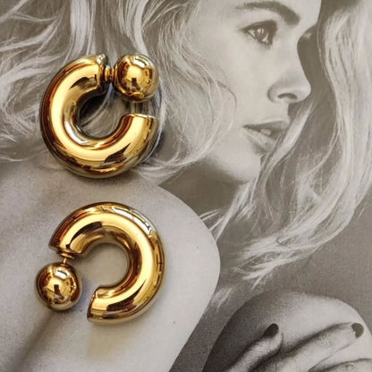 Chunky gold hoop earrings