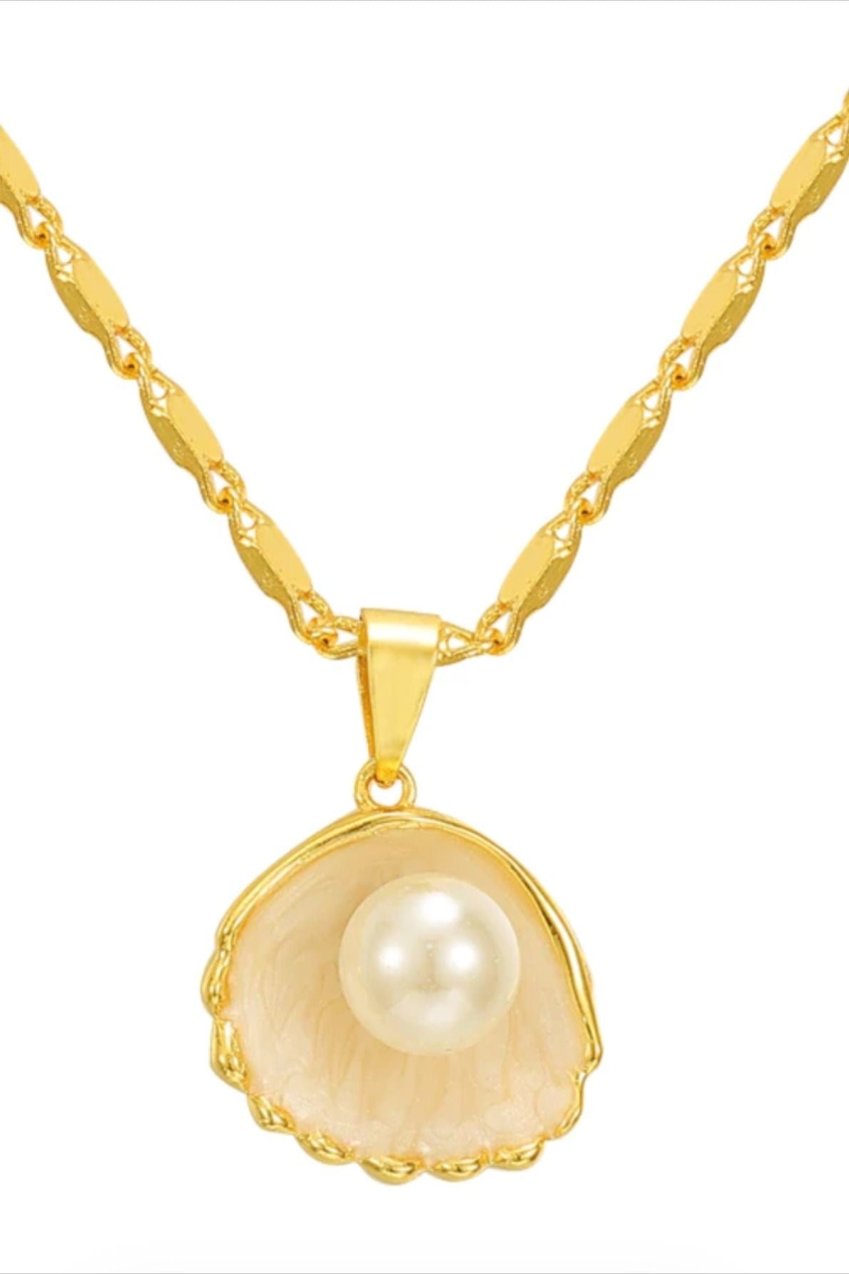 The viral Meribella necklace
